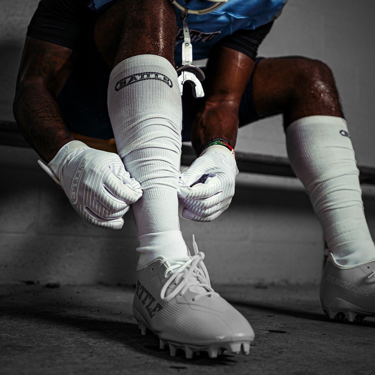 how to scrunch football socks like the pros